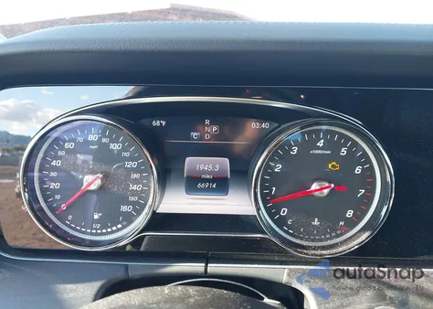 2019 Mercedes-Benz E 450 4Matic z USA, uszkodzony, nr VIN WDD1J6JB0KF079258